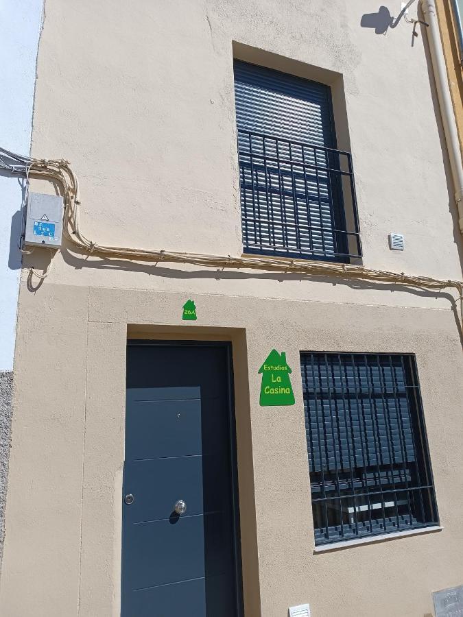 Estudios La Casina Caces Esterno foto